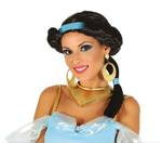 Lange schwarze Perücke im Jasmine‑Stil mit segmentiertem Zopf.