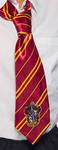 Harry‑Potter‑Krawatte in Hogwarts‑Farben als Kostümaccessoire für Fans und Cosplay